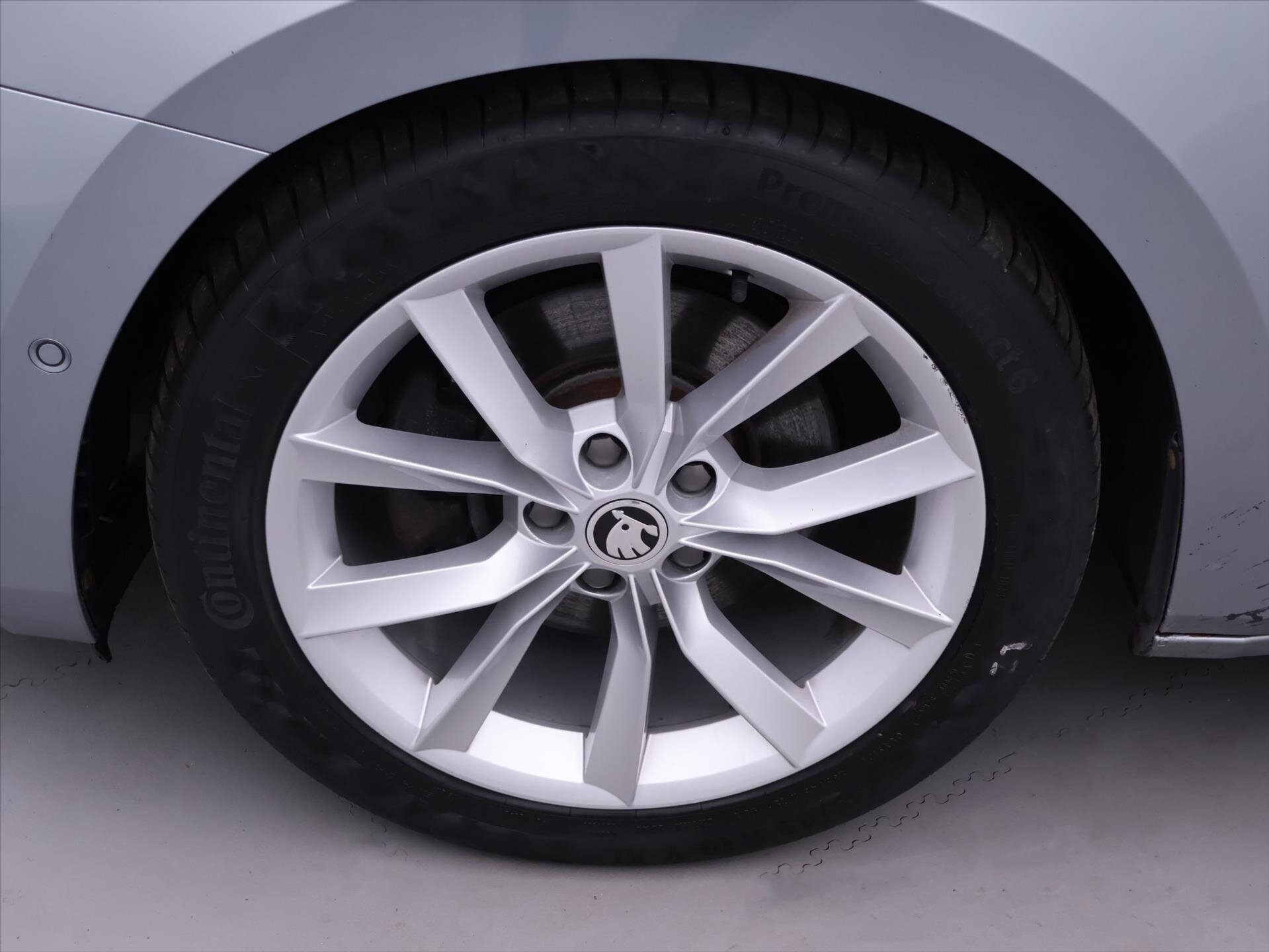 Škoda Superb Liftback 2,0 l 140 kw