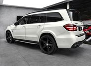 Mercedes-Benz GLS 7
