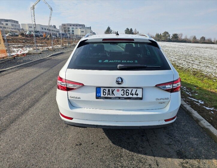 Škoda Superb Kombi 0,0 140 kw