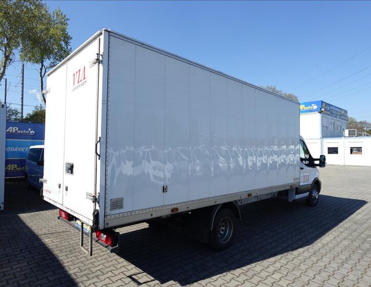 Ford Transit Skříň 2,0 l 125 kw