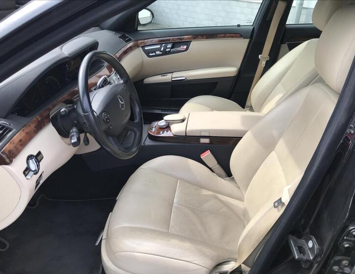 Mercedes-Benz Třídy S 10