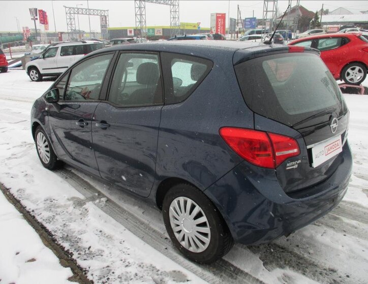 Opel Meriva MPV 1,4 l 88 kw
