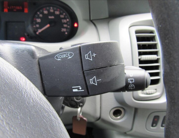 Nissan Primastar Kombi 2,0 l 84 kw