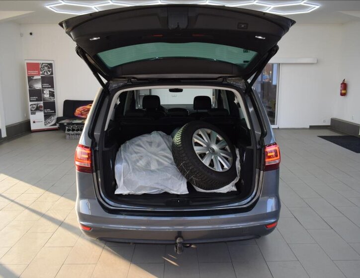 Volkswagen Sharan 12