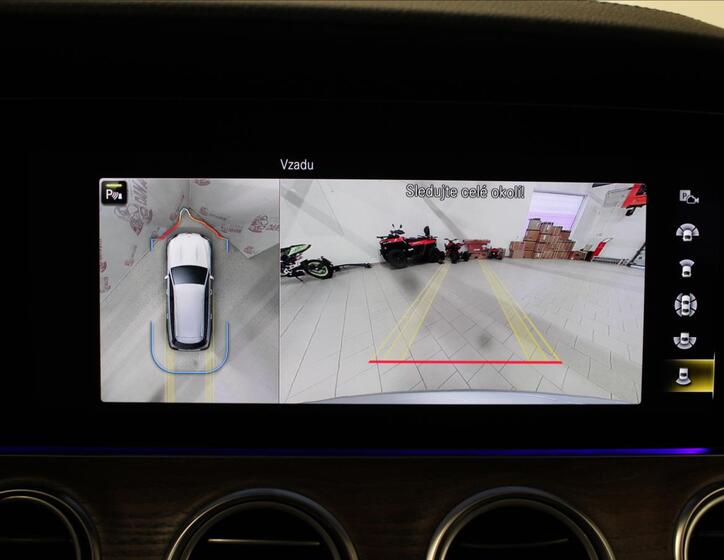 Mercedes-Benz Třídy E 25