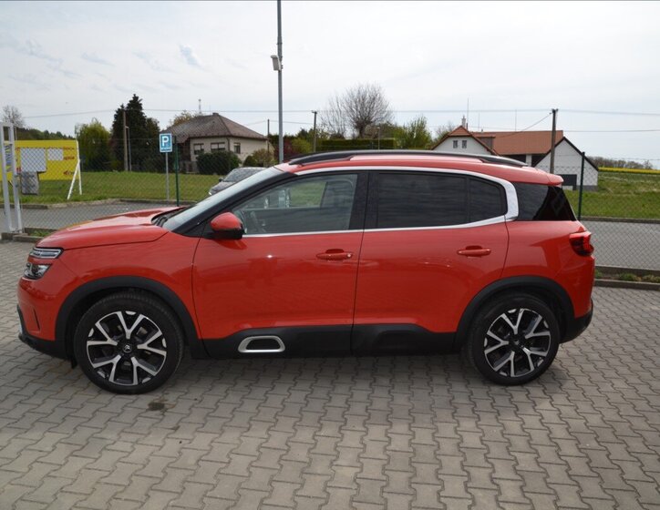 Citroën C5 Aircross SUV / Terénní 1,6 l 133 kw