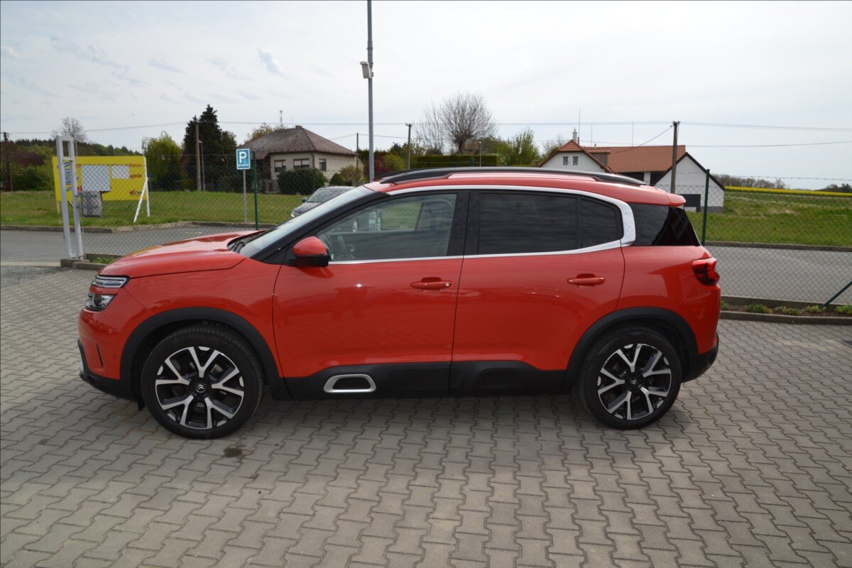 Citroën C5 Aircross SUV / Terénní 1,6 l 133 kw