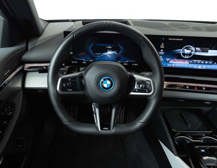 BMW i5 Sedan / Limuzína 0,0 250 kw