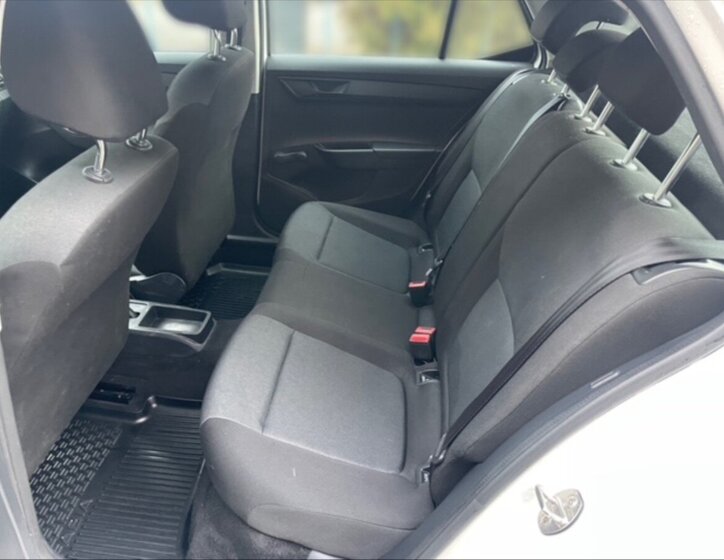 Škoda Fabia Hatchback 999,0 44 kw