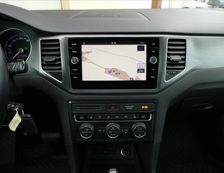 Volkswagen Golf Sportsvan MPV 999,0 85 kw