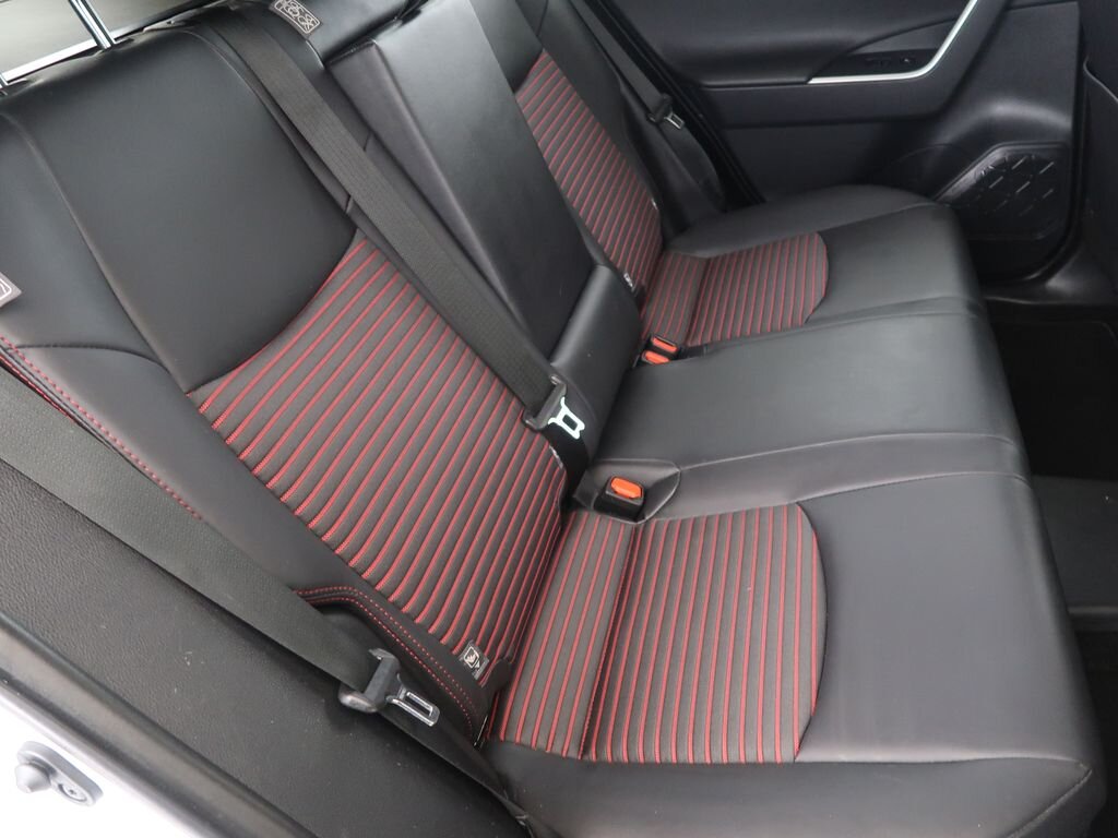 Toyota RAV4 SUV / Terénní 2,5 l 225 kw