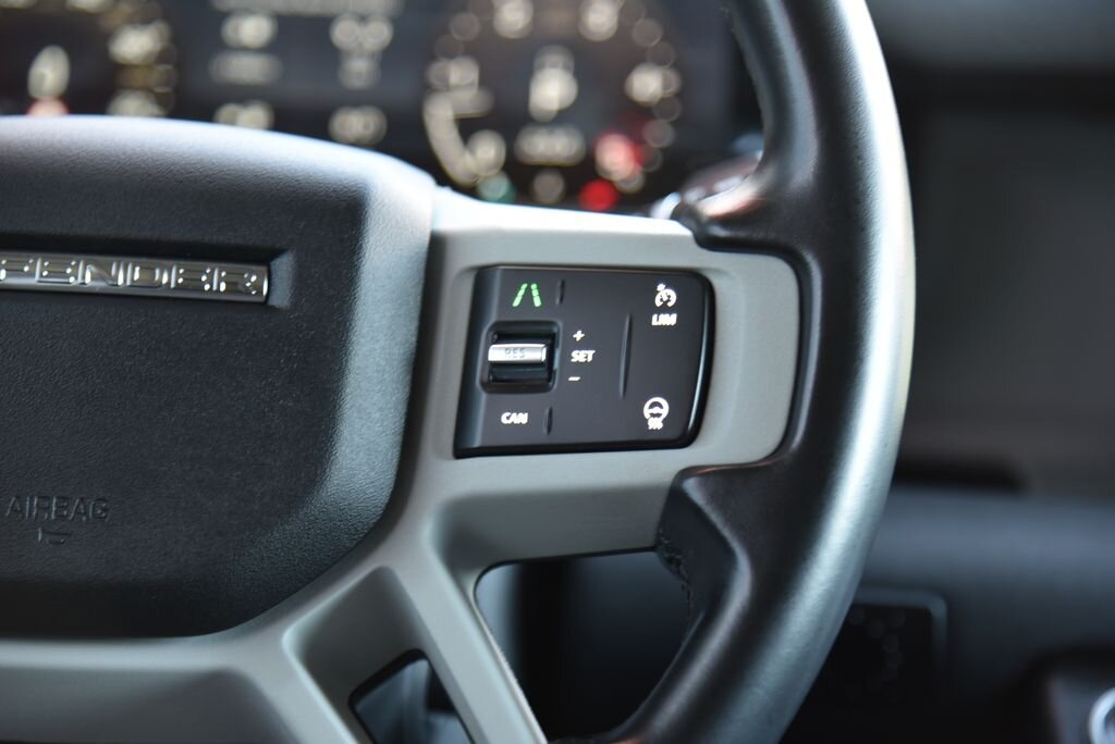 Land Rover Defender SUV 3,0 l 183 kw