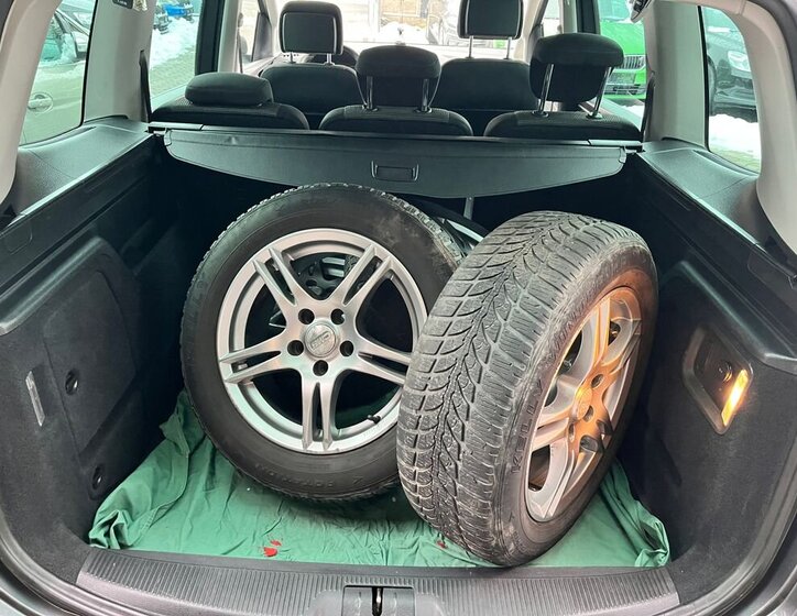 Volkswagen Sharan 24