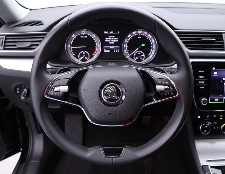 Škoda Superb Kombi 2,0 l 110 kw