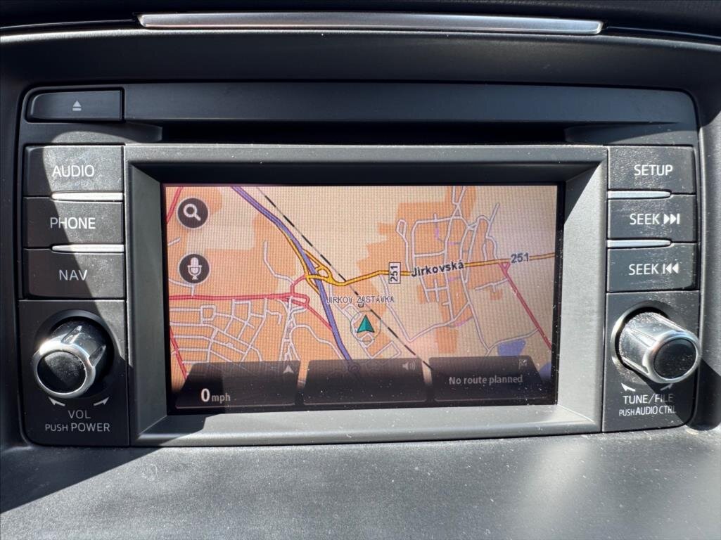 Mazda 6 Sedan / Limuzína 2,0 l 107 kw