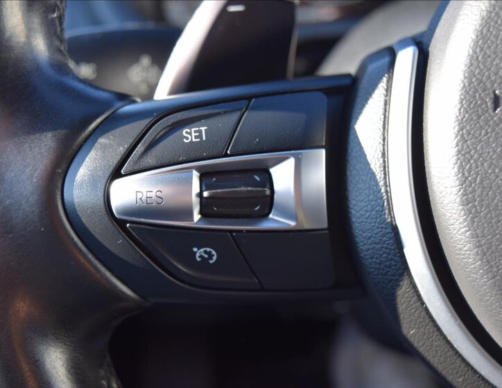 BMW X4 Sedan 2,0 l 140 kw