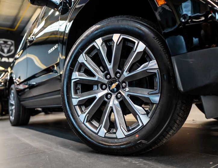 Chevrolet Tahoe SUV 6,2 l 313 kw