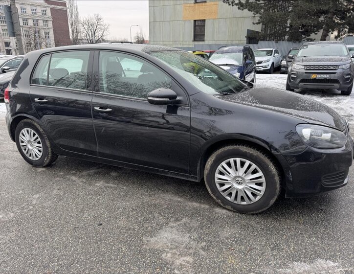 Volkswagen Golf Hatchback 1,6 l 77 kw