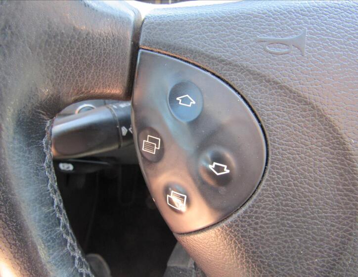 Mercedes-Benz Třídy E 20