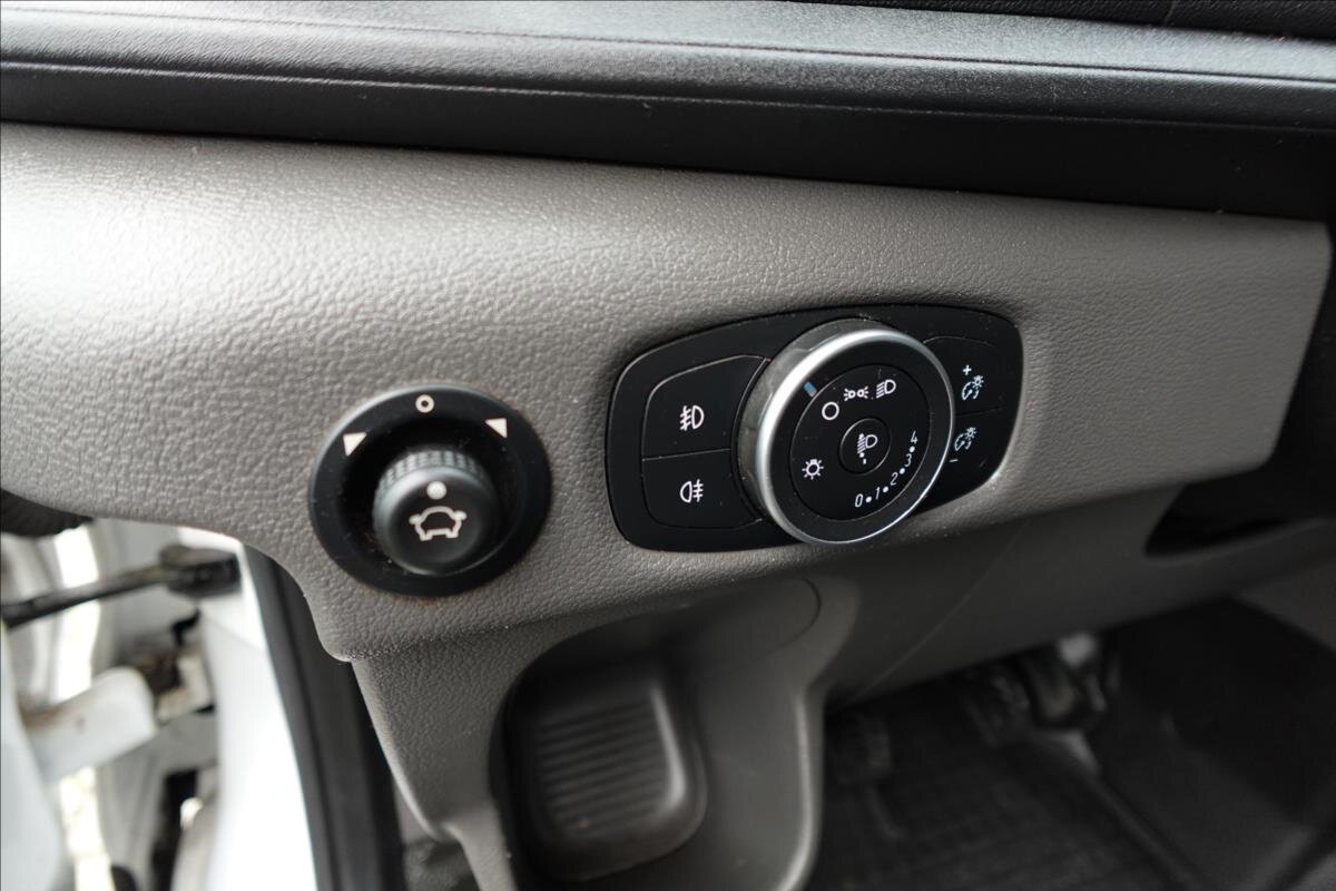 Ford Transit Valník 2,0 l 96 kw