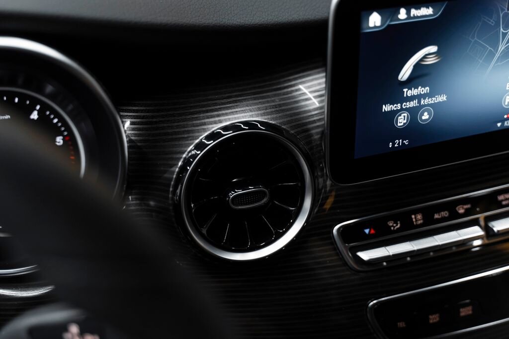 Mercedes-Benz Třídy V VAN-Minibus 2,0 l 174 kw