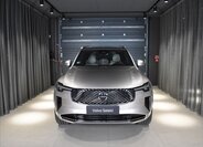 Volvo XC90 SUV / Terénní 2,0 l 228 kw