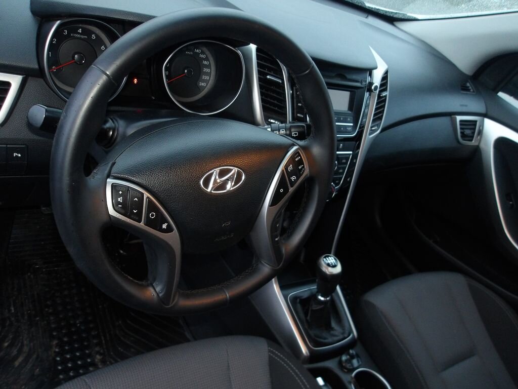 Hyundai i30 Kombi 1,6 l 99 kw