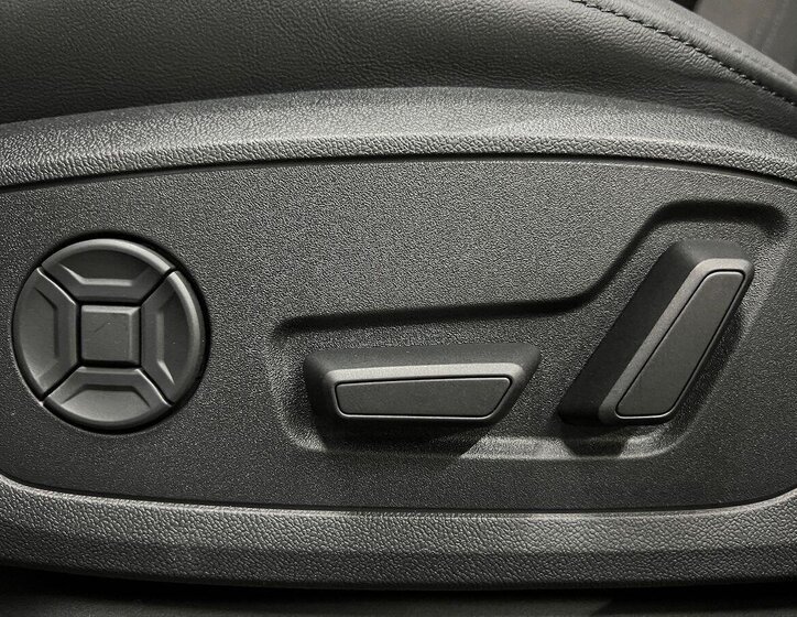 Audi A6 Allroad Kombi 3,0 l 253 kw