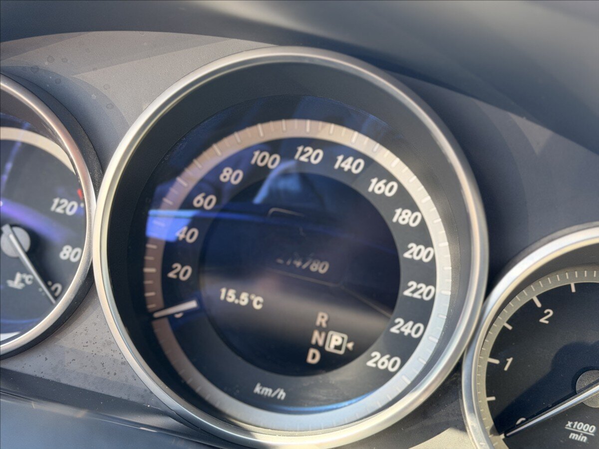 Mercedes-Benz Třídy E Kombi 2,1 l 150 kw