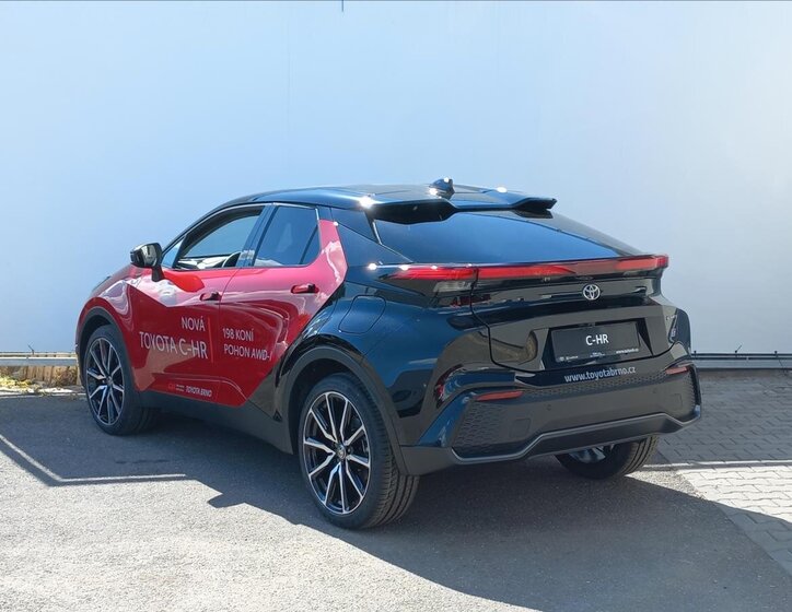 Toyota C-HR 8