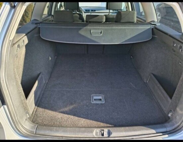 Volkswagen Passat Kombi 0,0 77 kw