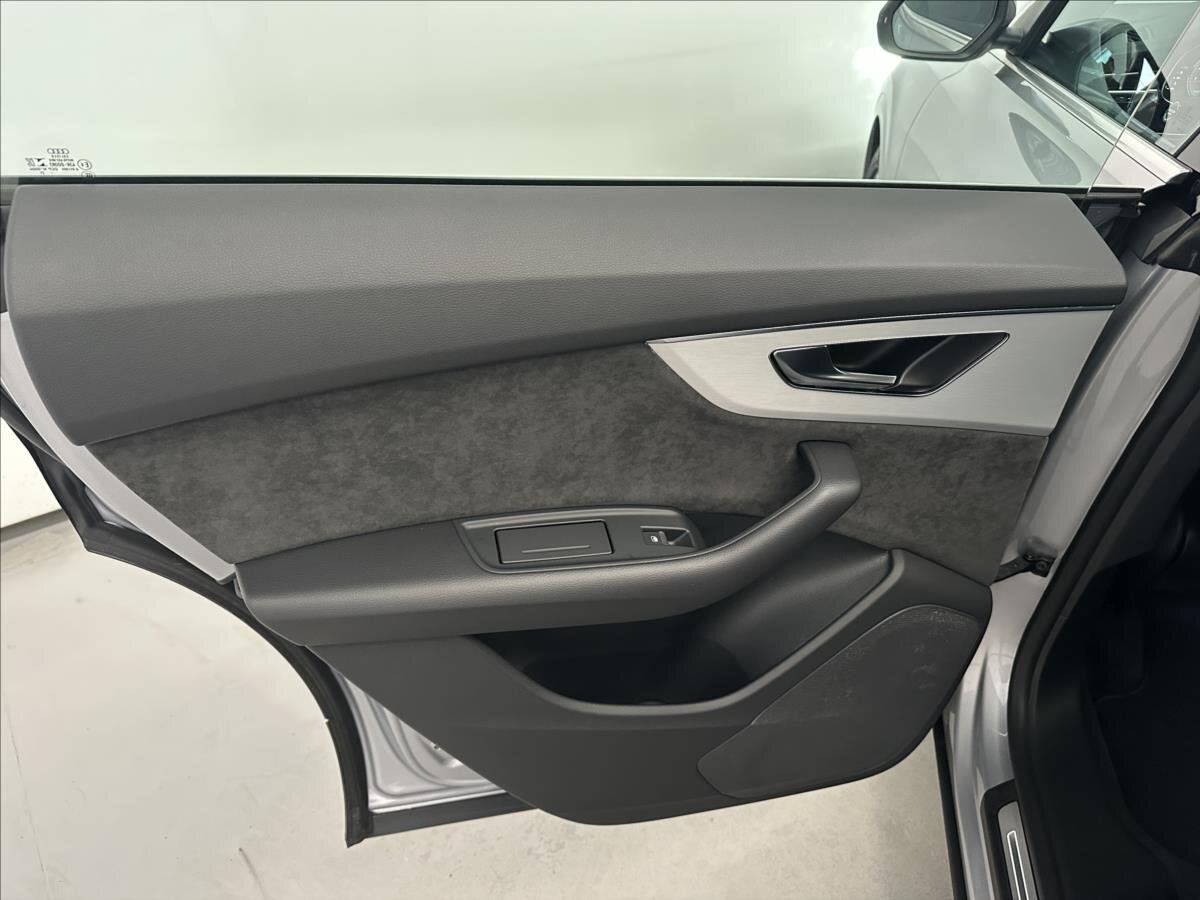 Audi SQ8 SUV 4,0 l 373 kw