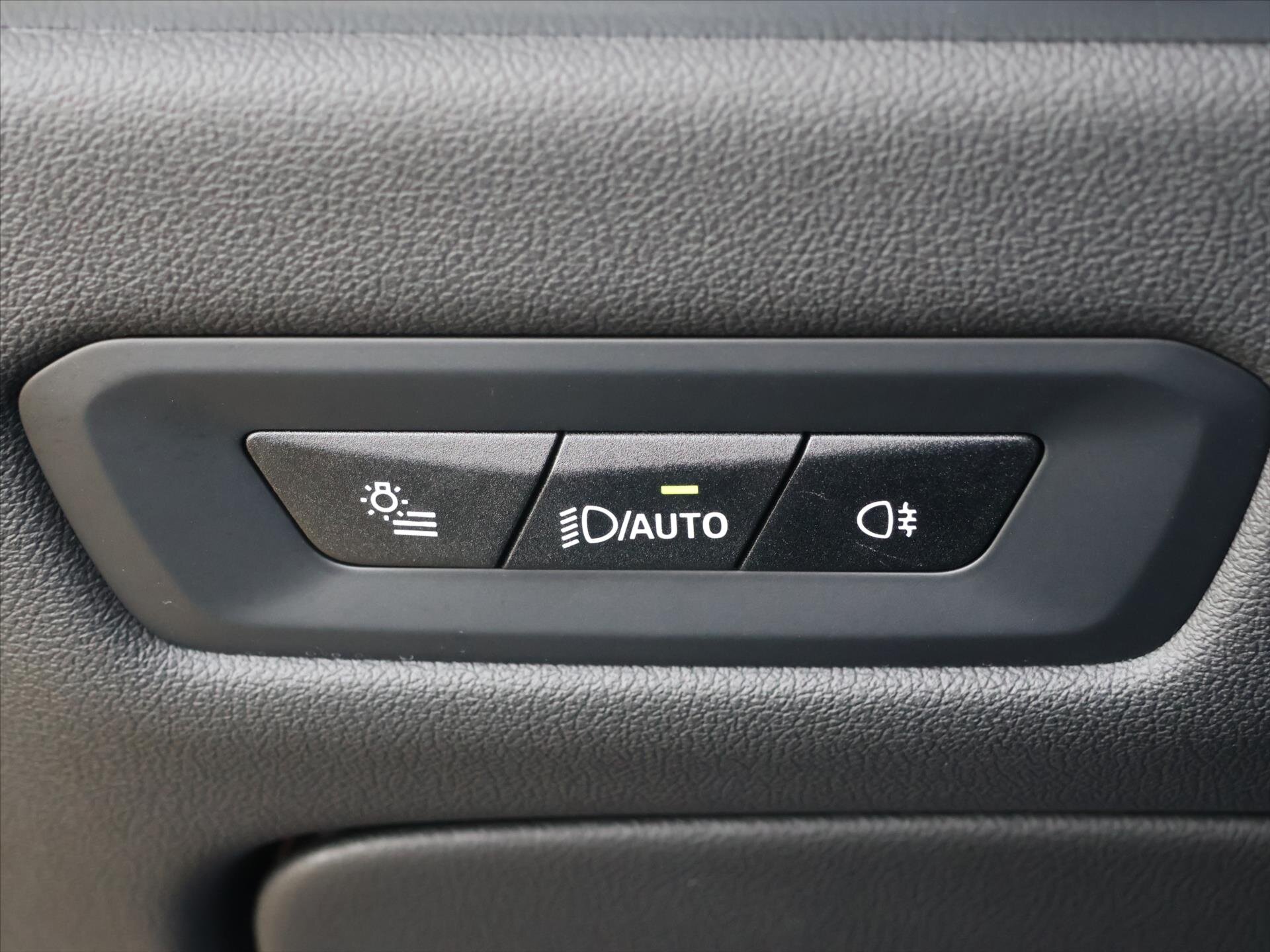 BMW X6 SUV 3,0 l 210 kw