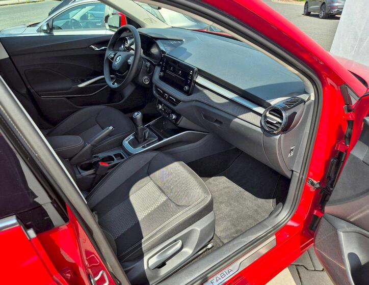 Škoda Fabia 19
