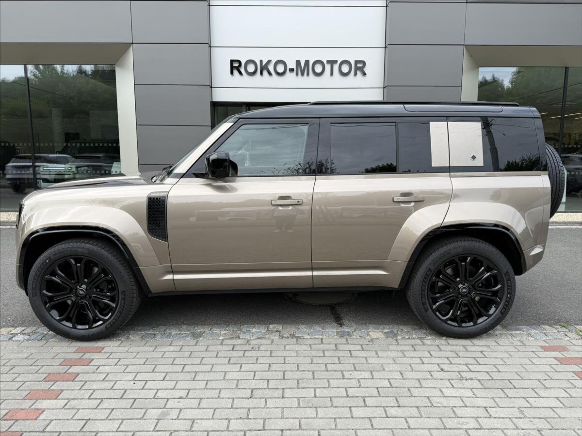 Land Rover Defender SUV 4,4 l 467 kw