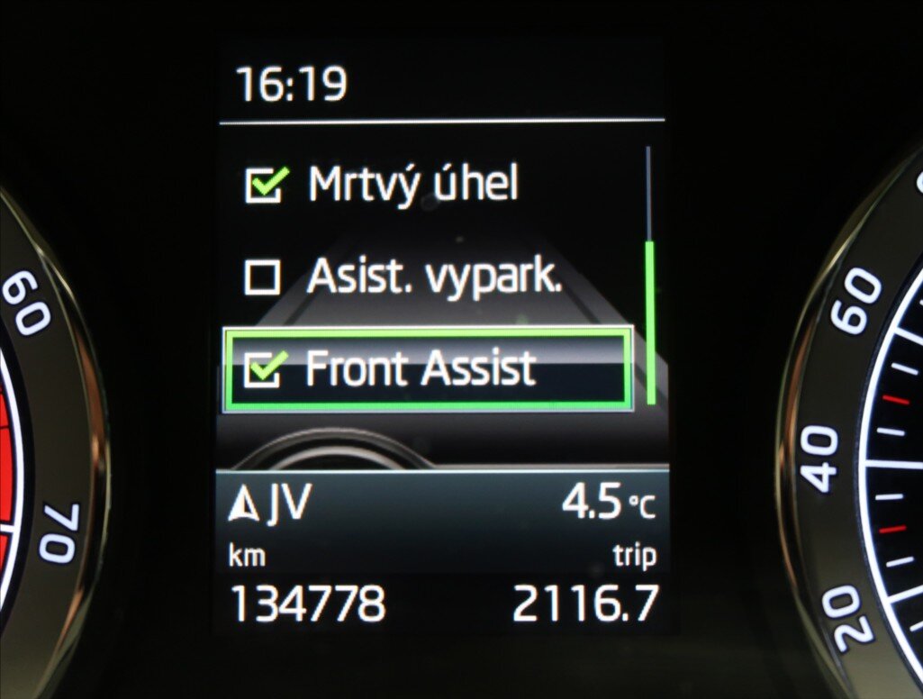 Škoda Karoq SUV 1,5 l 110 kw