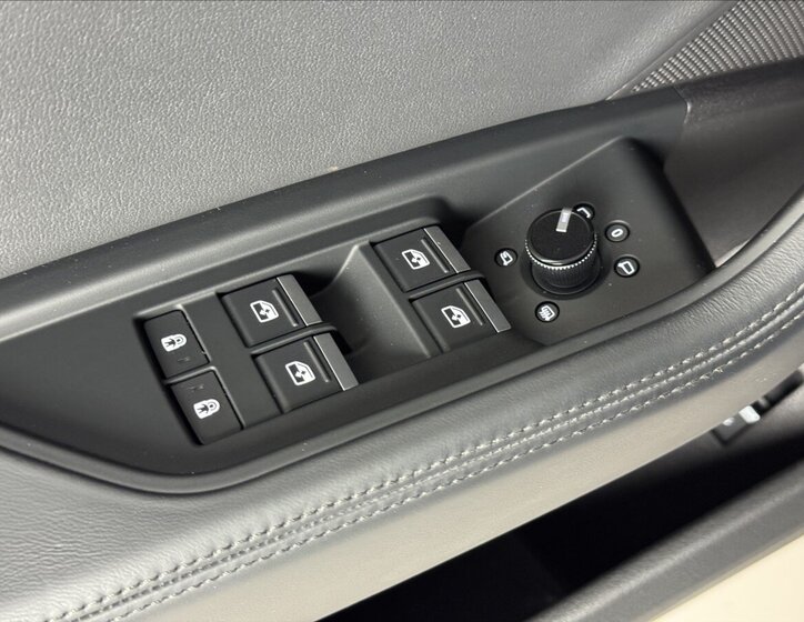 Audi e-tron SUV 0,0 300 kw