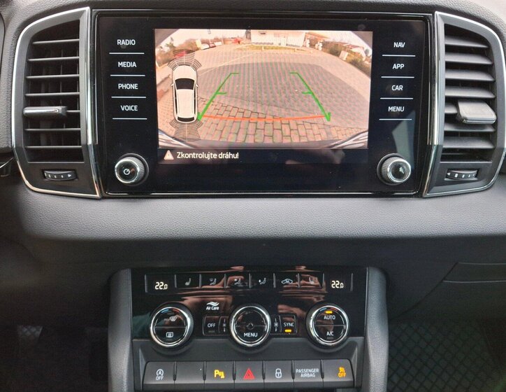 Škoda Karoq SUV / Terénní 1,5 l 110 kw