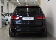 BMW X5 SUV / Terénní 3,0 l 280 kw