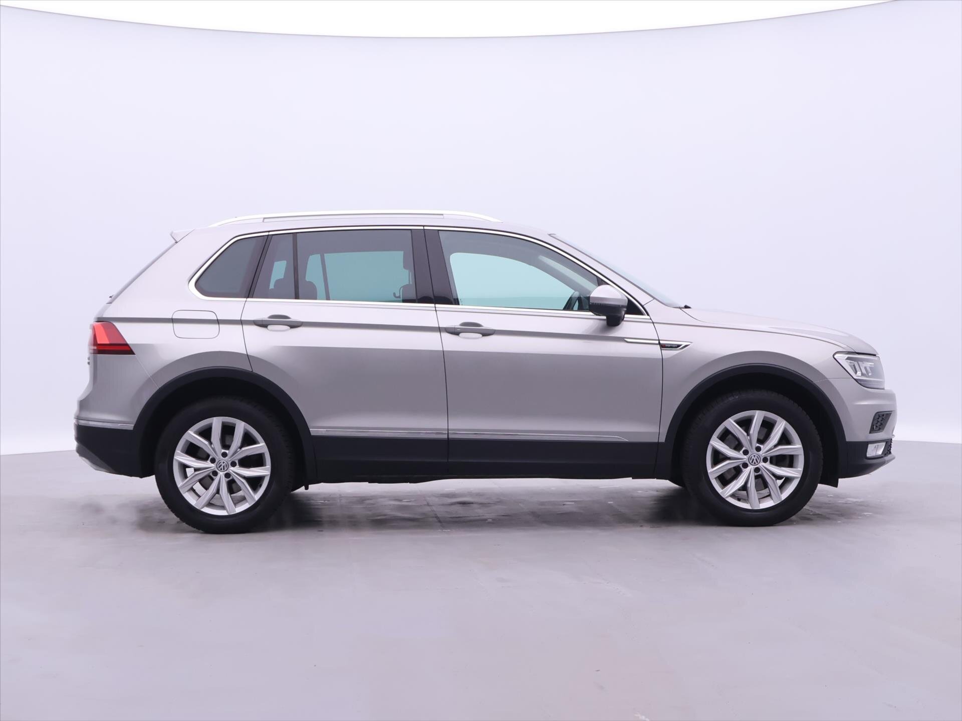 Volkswagen Tiguan SUV / Terénní 2,0 l 176 kw