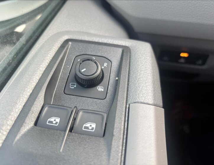 Volkswagen Crafter Skříň 2,0 l 103 kw