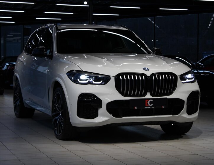 BMW X5 SUV 3,0 l 290 kw