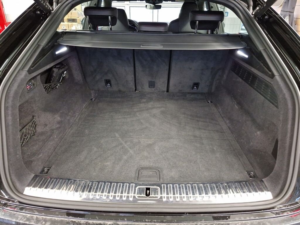 Audi SQ8 SUV / Terénní 4,0 l 373 kw