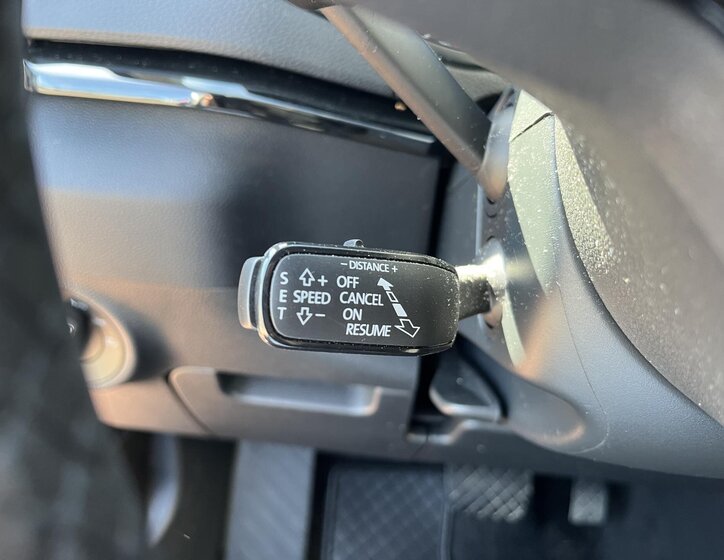 Škoda Karoq SUV / Terénní 1,5 l 110 kw