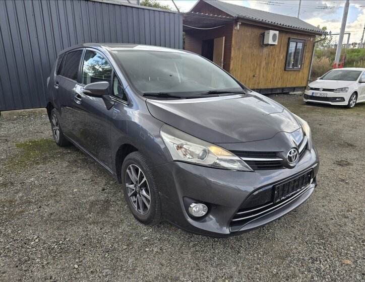 Toyota Verso MPV 1,6 l 97 kw