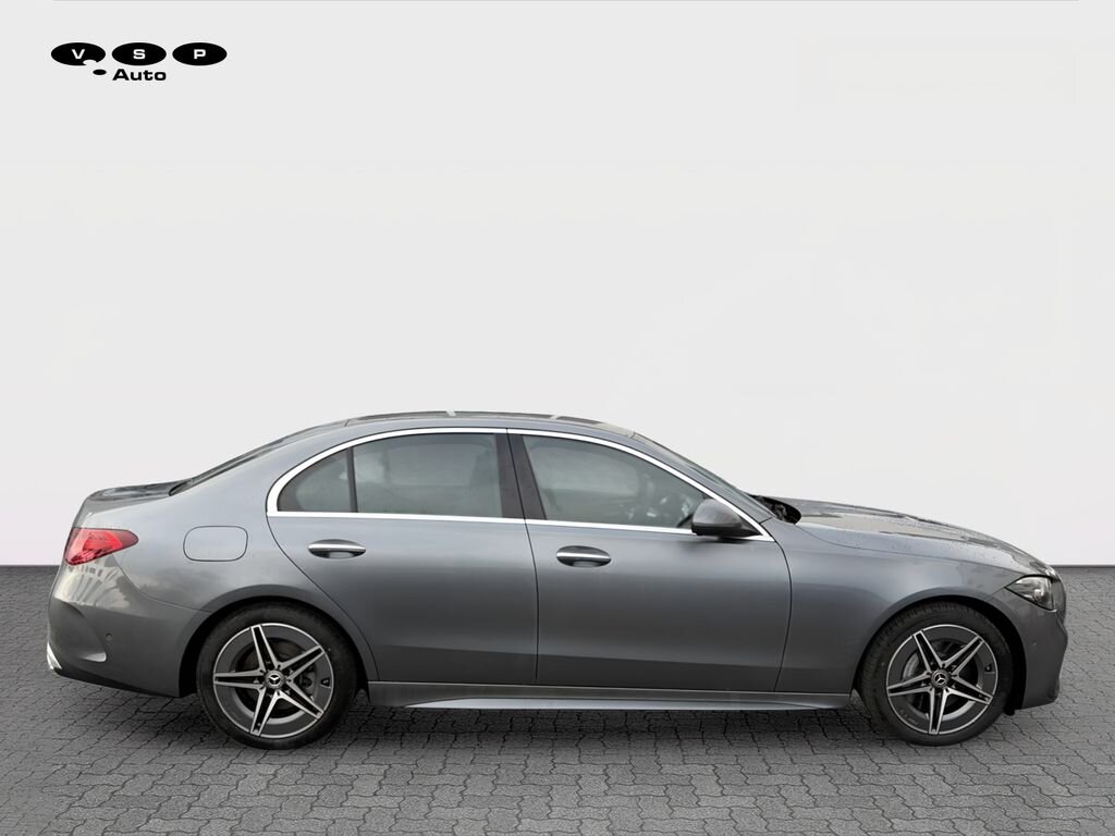 Mercedes-Benz Třídy C Sedan 2,0 l 145 kw