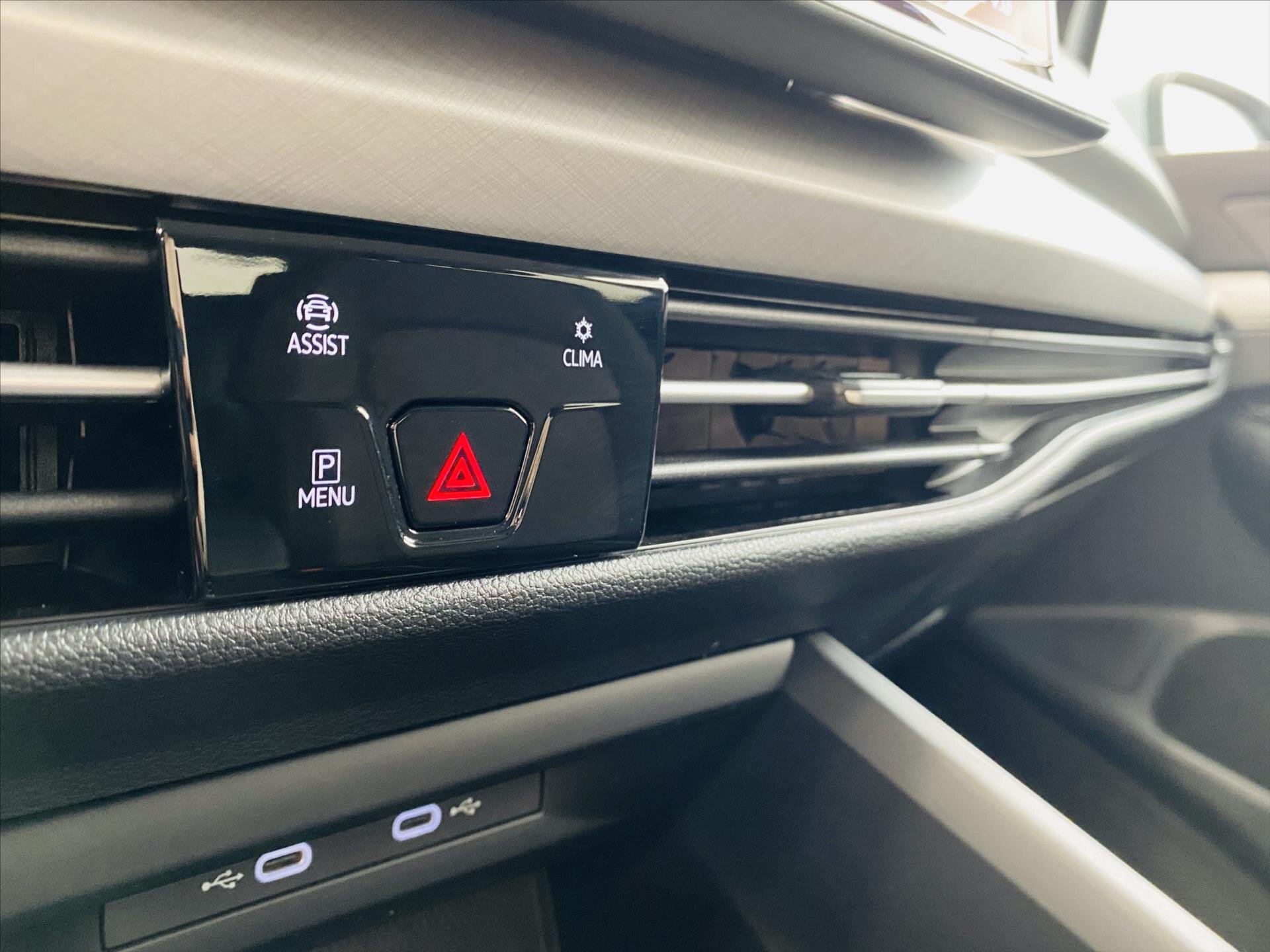 Volkswagen Golf Kombi 1,5 l 85 kw