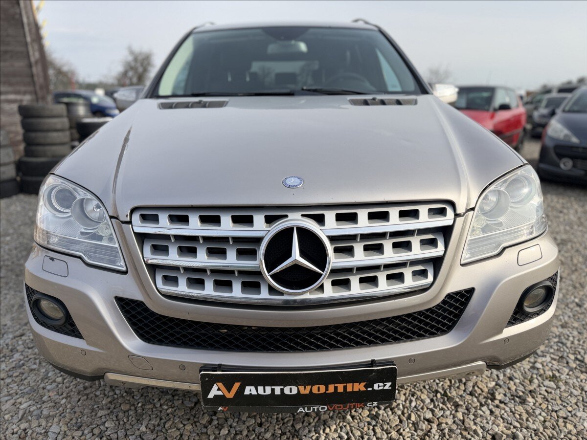 Mercedes-Benz Třídy M Kombi 3,0 l 165 kw