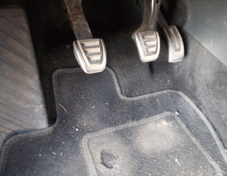 Škoda Karoq SUV / Terénní 2,0 l 110 kw