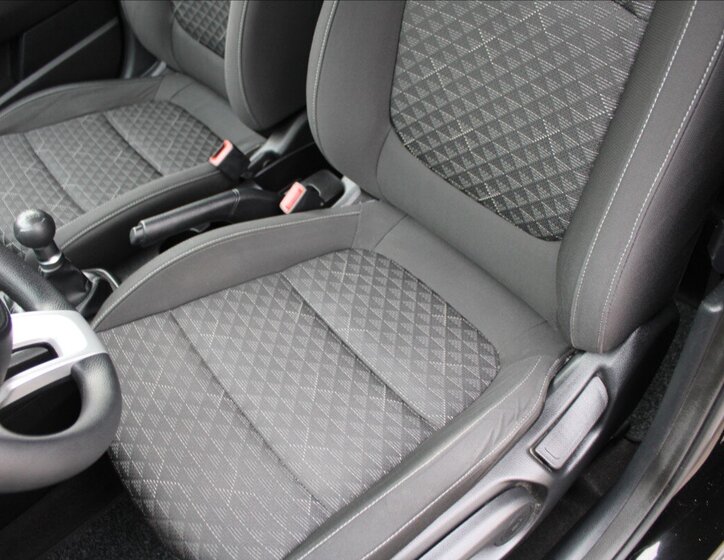 KIA Rio Hatchback 1,2 l 61 kw